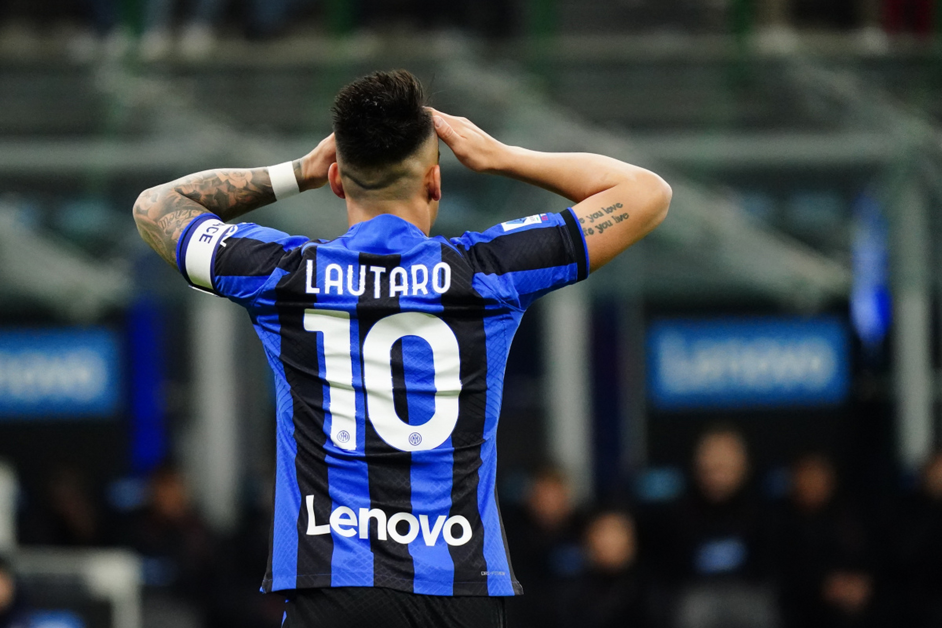 侠都处在夹 侠都处在夹