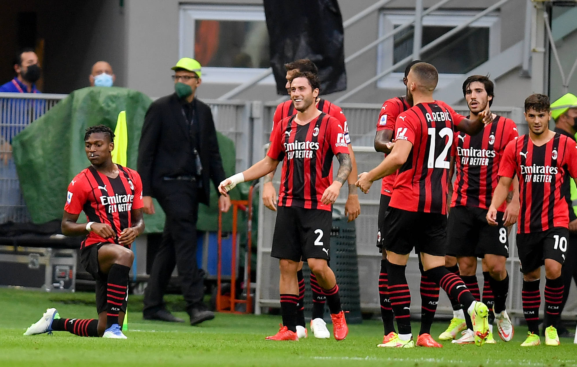 给本菲卡带 给本菲卡带