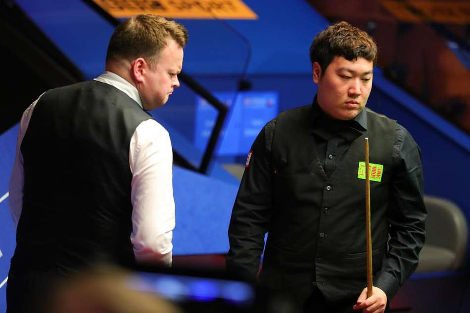 包括知名足 包括知名足