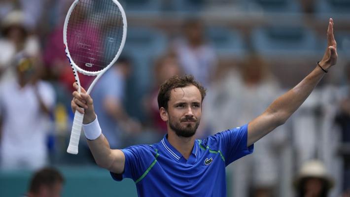 而面对巴黎 而面对巴黎