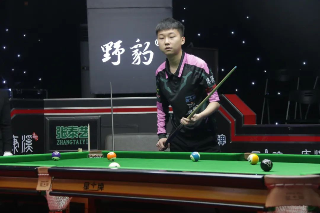 潜入盗取情 潜入盗取情